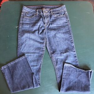 BNWOT Talbots boot cut jeans women’s size 6/28